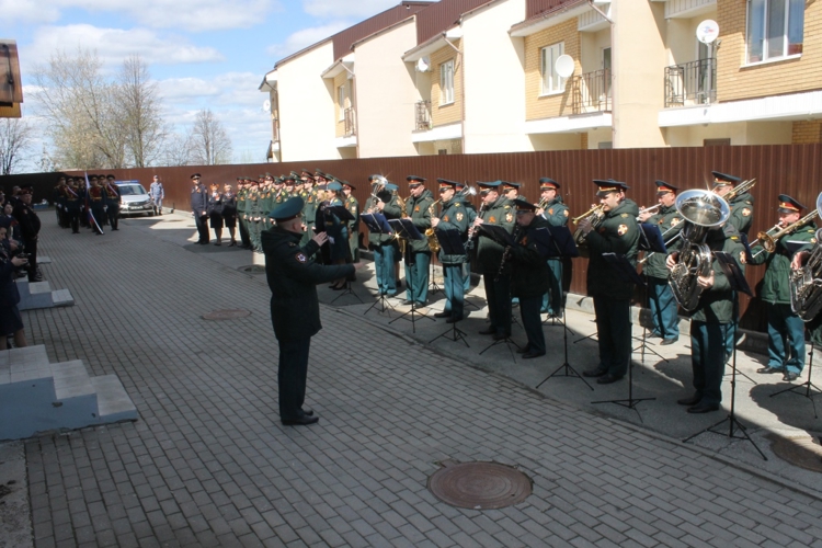 Сотрудники и военнослужащие Росгвардии поздравили с Днем Победы пермских ветеранов Великой Отечественной войны