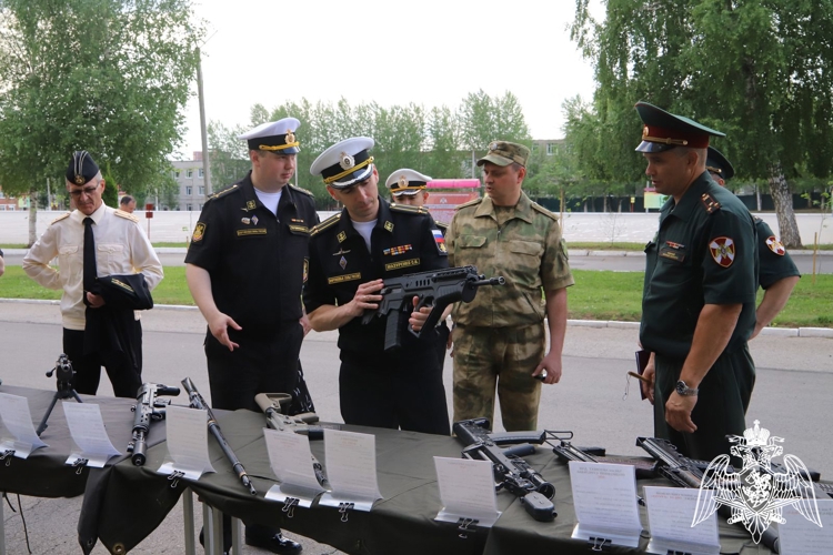 Пермский военный институт Росгвардии посетила делегация членов экипажа атомной подводной лодки «Пермь»