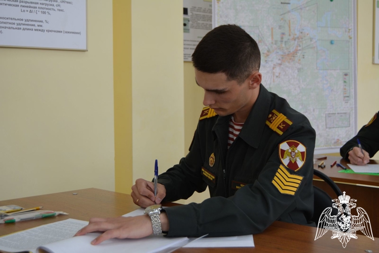 На факультете тыла Пермского военного института Росгвардии подведены итоги государственного экзамена выпускников