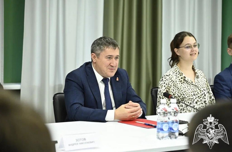 Губернатор Пермского края встретился с командой призеров Х Интеллектуальной олимпиады Приволжского федерального округа