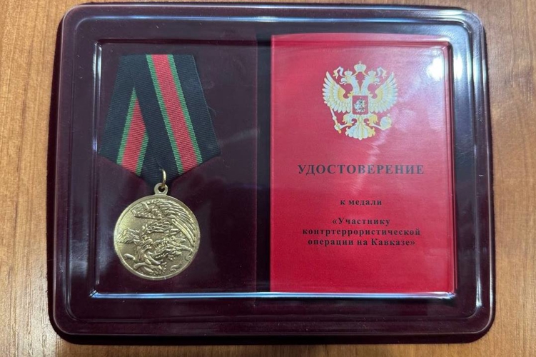 В СОБР "Стрелец" поздравили ветеранов спецподразделения