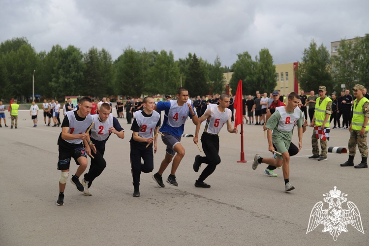 В Пермском военном институте Росгвардии прошёл спортивный праздник, посвящённый Дню физкультурника  