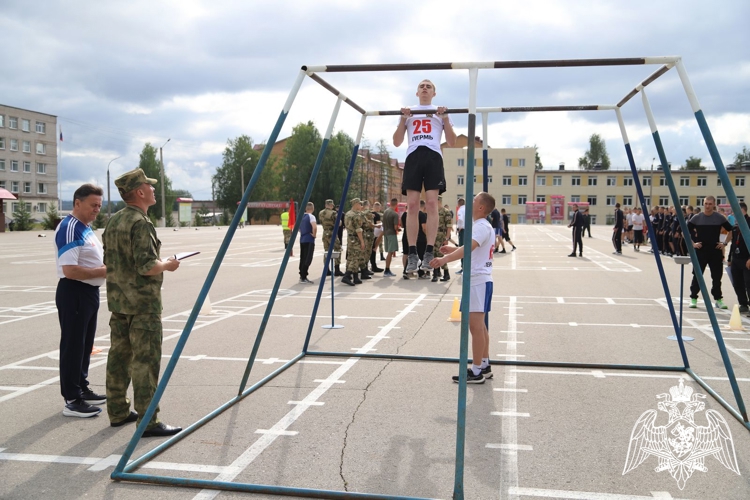 В Пермском военном институте Росгвардии прошёл спортивный праздник, посвящённый Дню физкультурника  