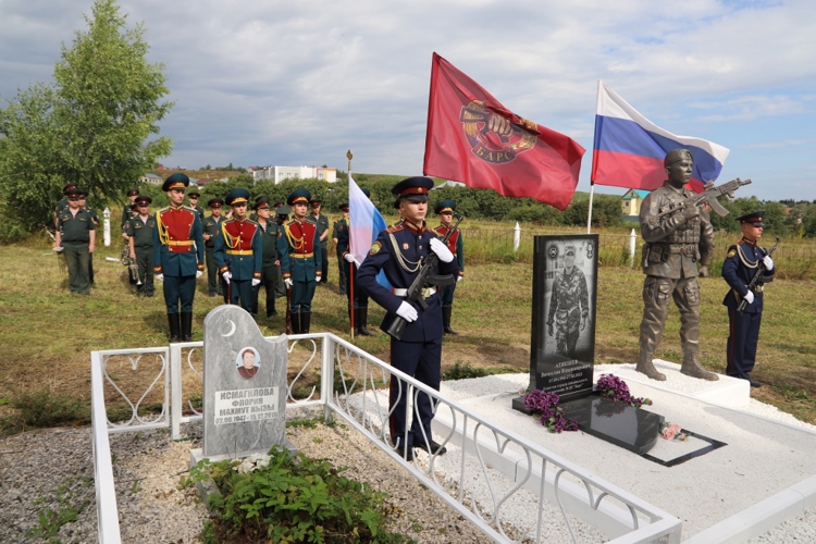 В Пермском крае в память об офицере Росгвардии открыт памятник