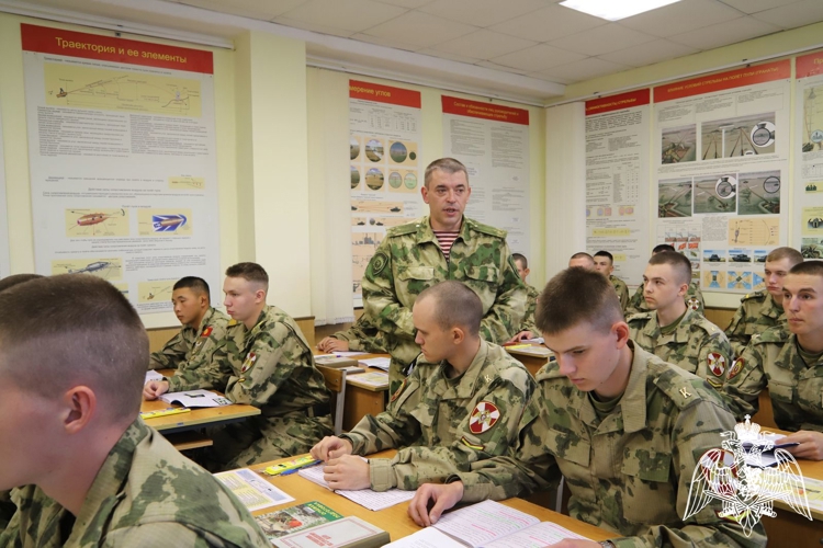 В Пермском военном институте Росгвардии прошло показное занятие в рамках круглого стола