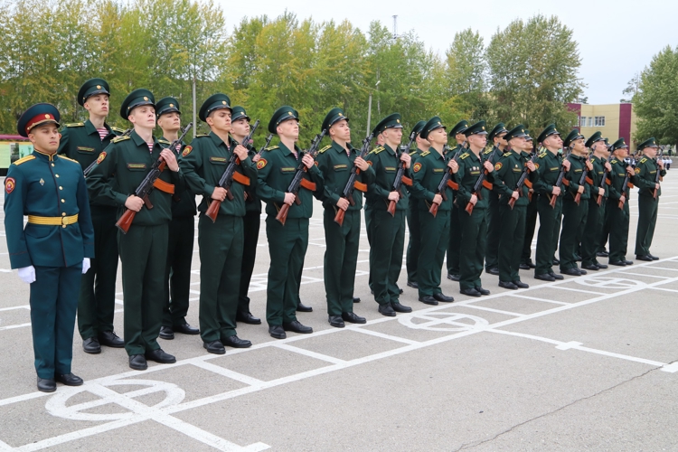 Курсанты Пермского военного института Росгвардии приняли военную присягу