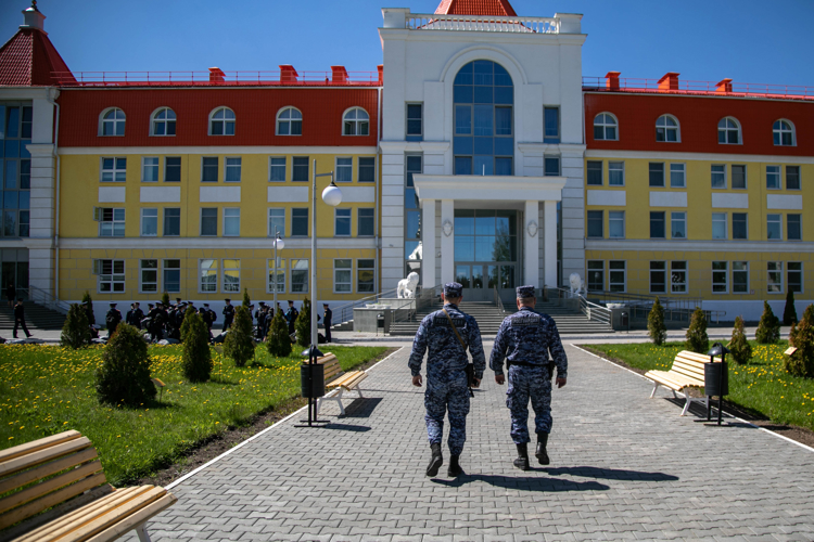 В Прикамье росгвардейцы усилили контроль за соблюдением правопорядка в День знаний