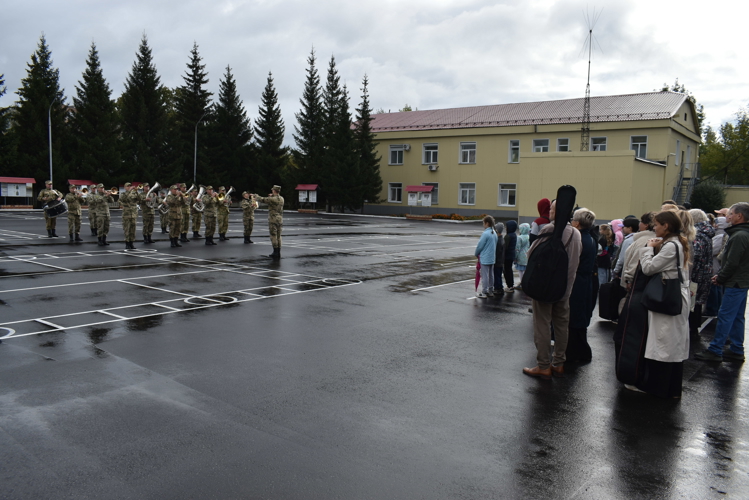 Пермские росгвардейцы организовали экскурсию для юных музыкантов