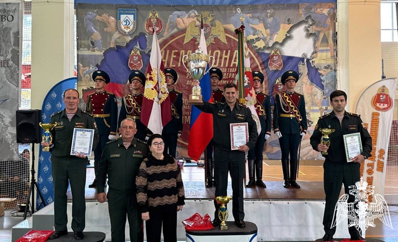 Военнослужащие Пермского военного института Росгвардии приняли участие в чемпионате ведомства по самбо и боевому самбо