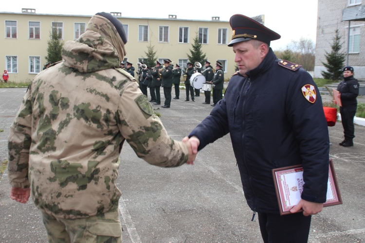 В Перми прошла церемония награждения бойцов СОБР "Стрелец" Управления Росгвардии по Пермскому краю