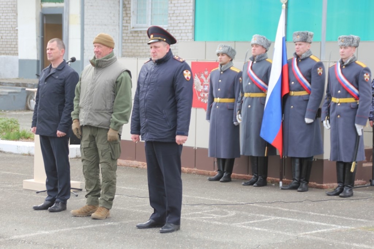 В Перми прошла церемония награждения бойцов СОБР "Стрелец" Управления Росгвардии по Пермскому краю