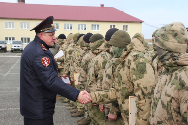 В Перми прошла церемония награждения бойцов СОБР "Стрелец" Управления Росгвардии по Пермскому краю