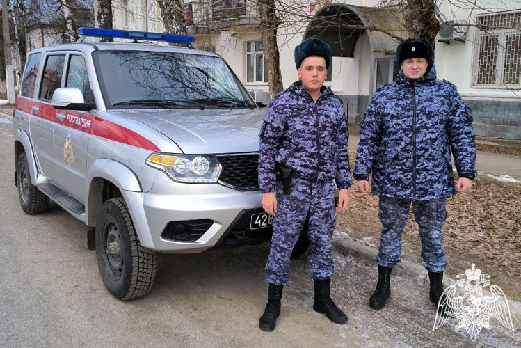 Сотрудники вневедомственной охраны Росгвардии за неделю задержали в Прикамье четырех человек, находящихся в федеральном розыске 