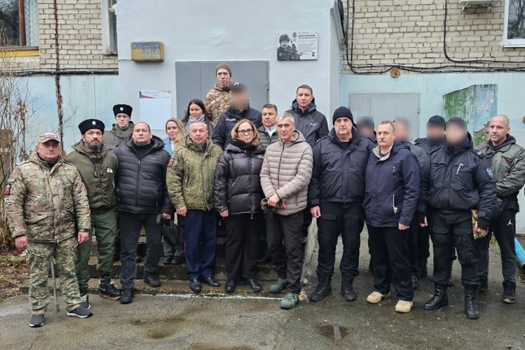 В Перми открыли памятную доску ветерану ОМОН «Парма» Росгвардии