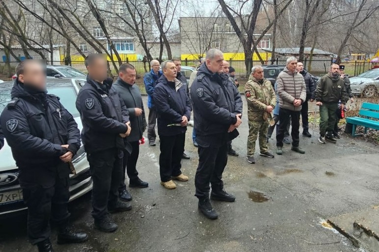 В Перми открыли памятную доску ветерану ОМОН «Парма» Росгвардии