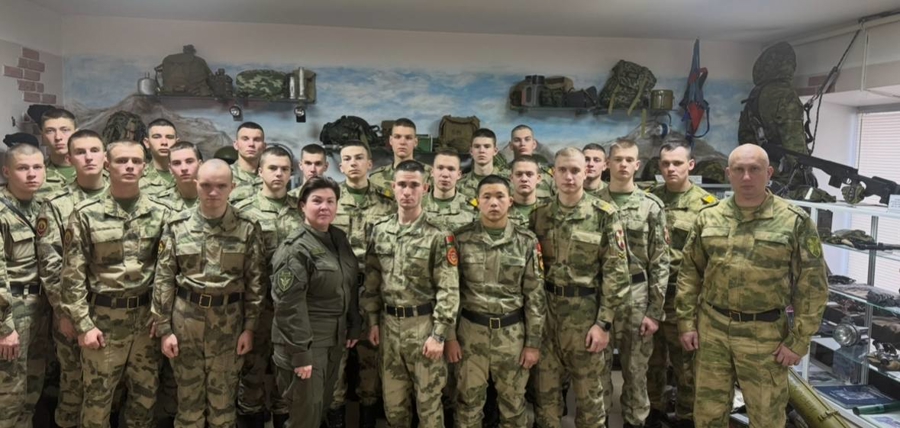 СОБР «Стрелец» Управления Росгвардии по Пермскому краю провел день открытых дверей для будущих кинологов 