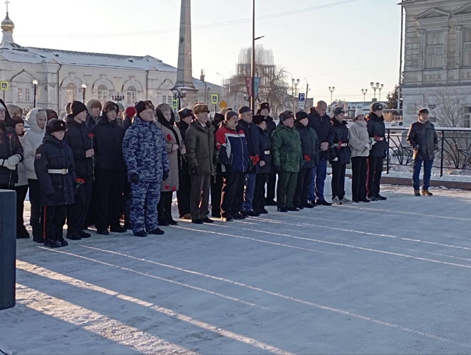 В Прикамье сотрудники Росгвардии приняли участие в торжественной церемонии, посвященной Дню Героев Отечества
