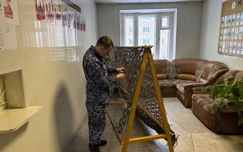 В Кунгуре росгвардейцы продолжают помогать участникам специальной военной операции