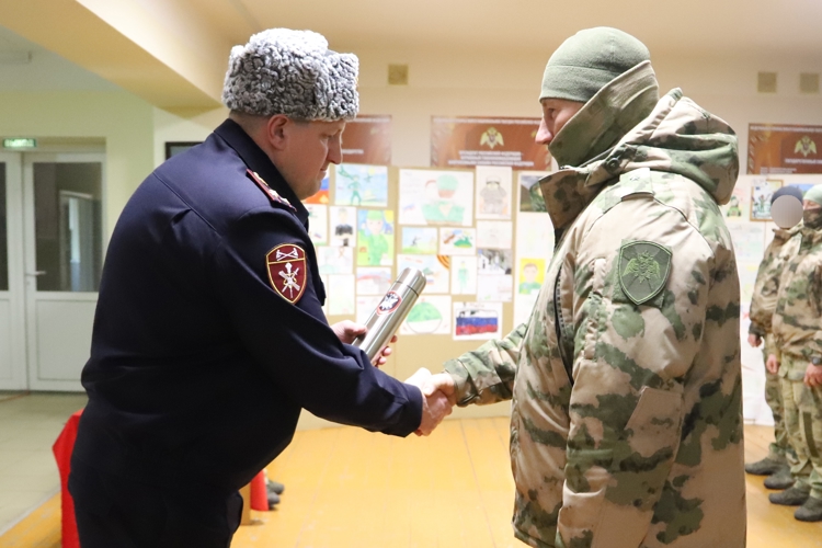 В Перми прошла церемония награждения бойцов СОБР "Стрелец" Управления Росгвардии по Пермскому краю
