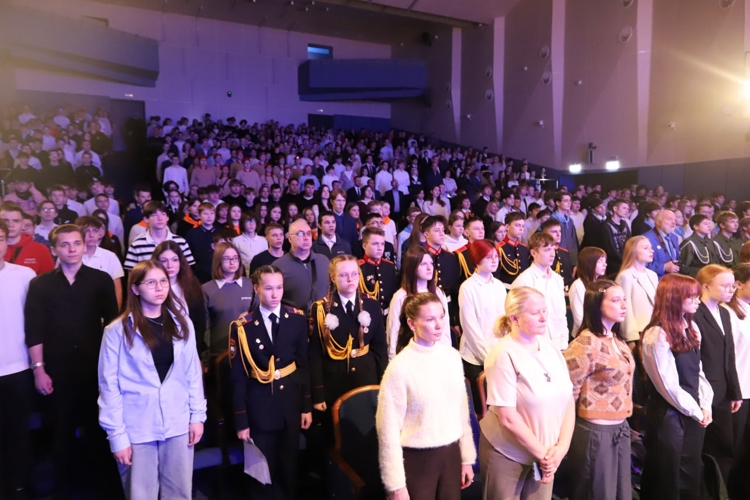 В Перми росгвардейцы приняли участие в молодежном форуме «Знание. Герои»