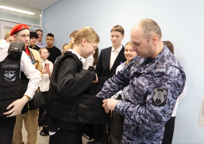 В Перми росгвардейцы приняли участие в молодежном форуме «Знание. Герои»