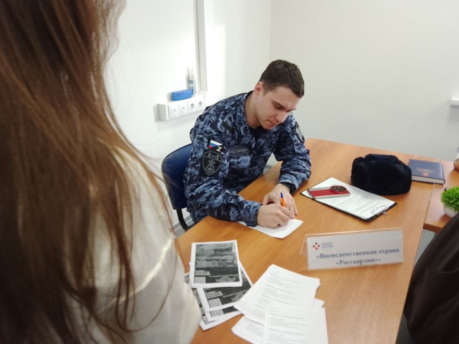 В Пермском крае росгвардейцы провели профориентационное мероприятие