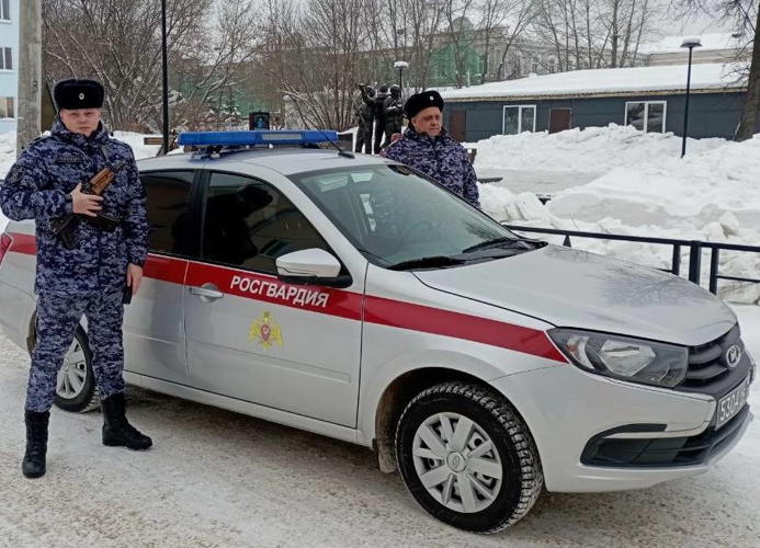 В Пермском крае росгвардейцы задержали мужчину, который находился в федеральном розыске