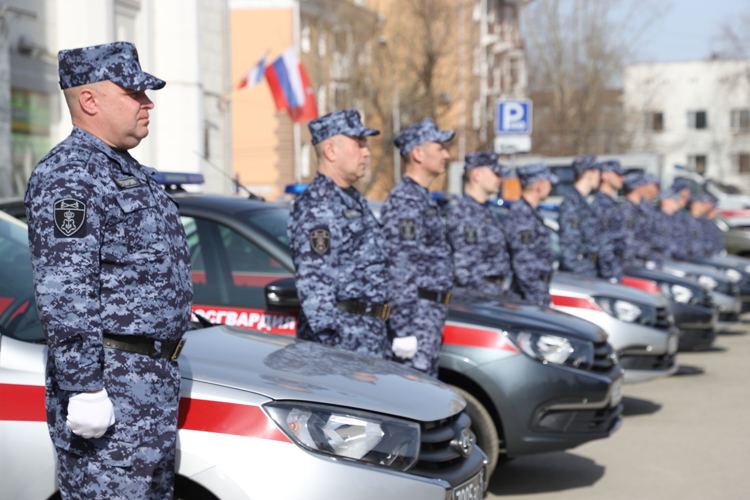 В Перми прошли торжественные мероприятия в честь 10-летия Росгвардии и 215 годовщины войск правопорядка