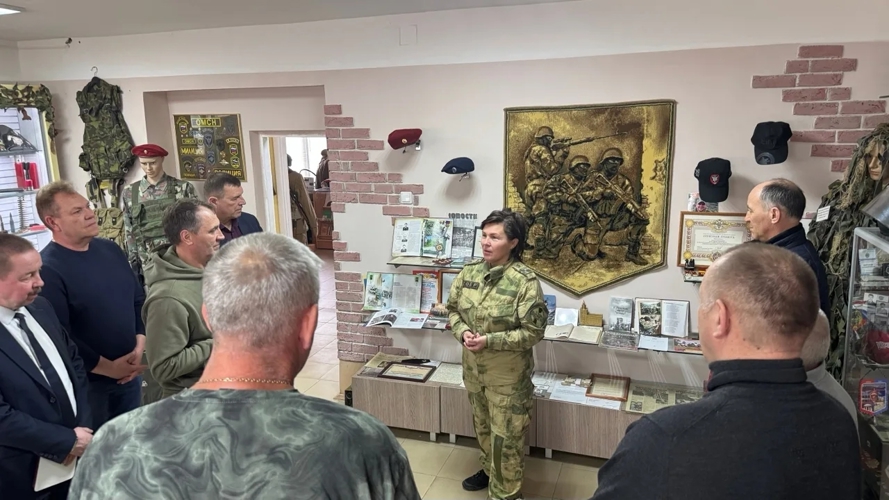 В СОБР «Стрелец» Управления Росгвардии по Пермскому краю поздравили ветеранов