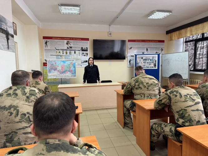 В СОБР "Стрелец" Управления Росгвардии по Пермскому краю прошло профилактическое занятие