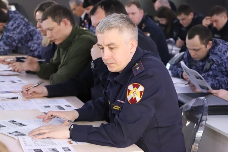 В Перми личный состав Управления Росгвардии по Пермскому краю принял участие во всероссийской акции «Диктант Победы»