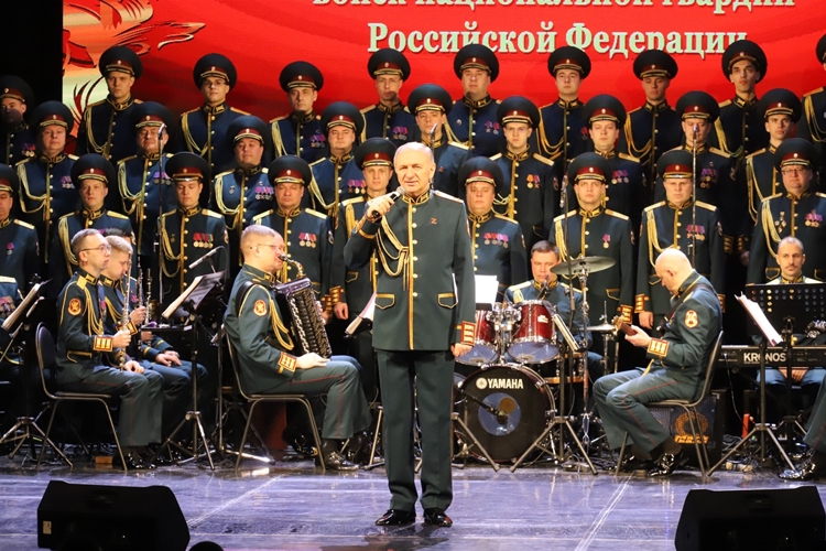 Академический ансамбль песни и пляски Росгвардии выступил с юбилейной программой в Пермском крае