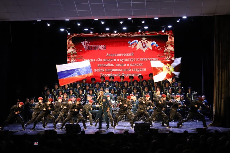 Академический ансамбль песни и пляски Росгвардии выступил с юбилейной программой в Пермском крае