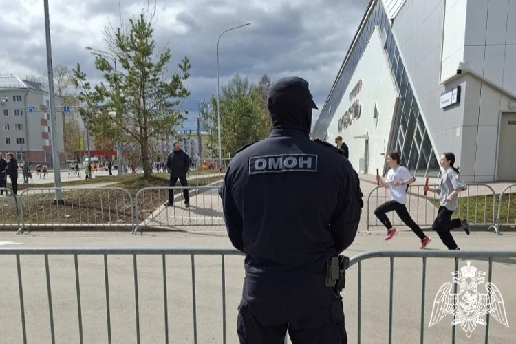 Сотрудники ОМОН «Парма» обеспечили охрану общественного порядка во время проведения эстафеты «Звезда»