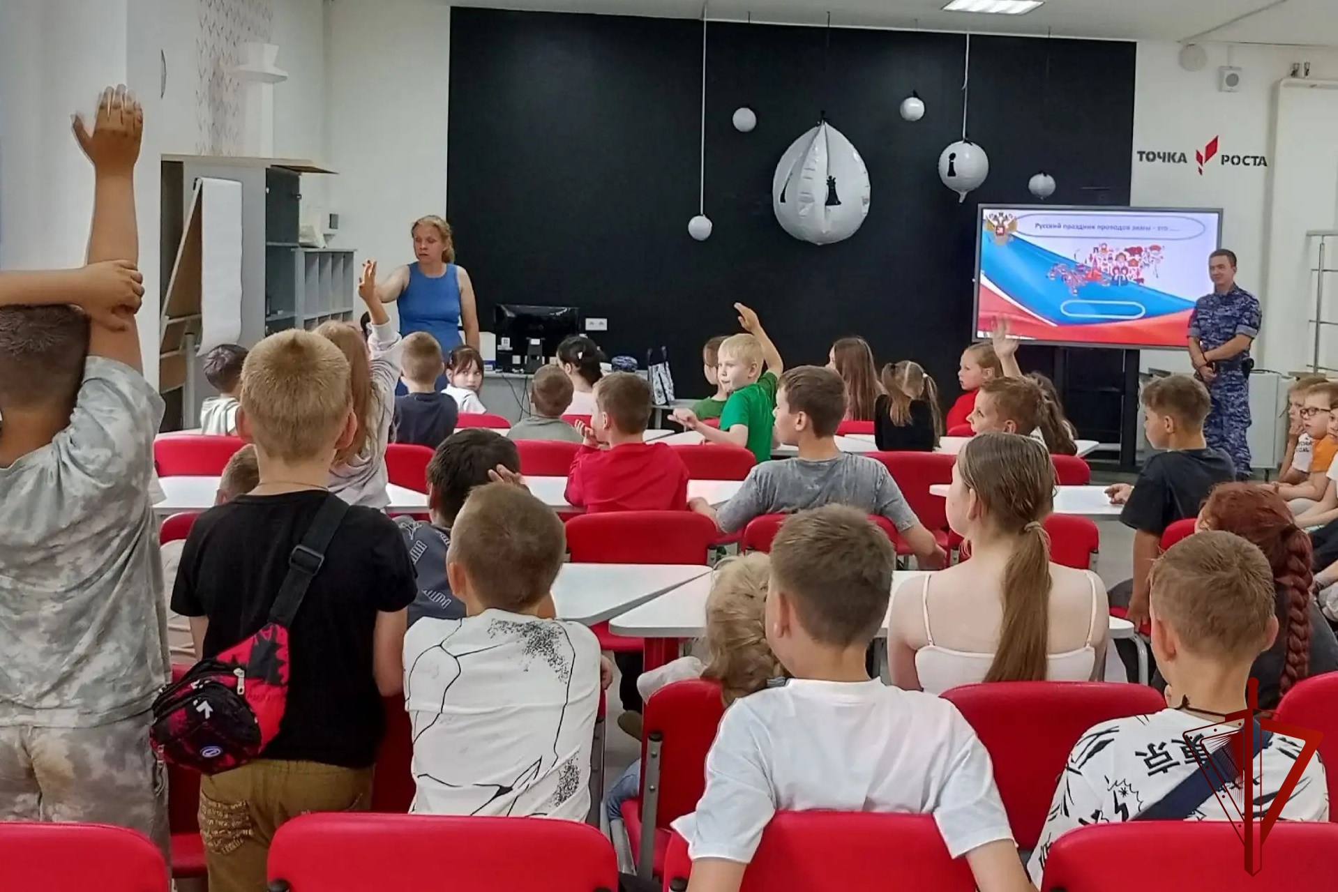 Сотрудники ведомства провели акцию «Каникулы с Росгвардией» в Добрянке