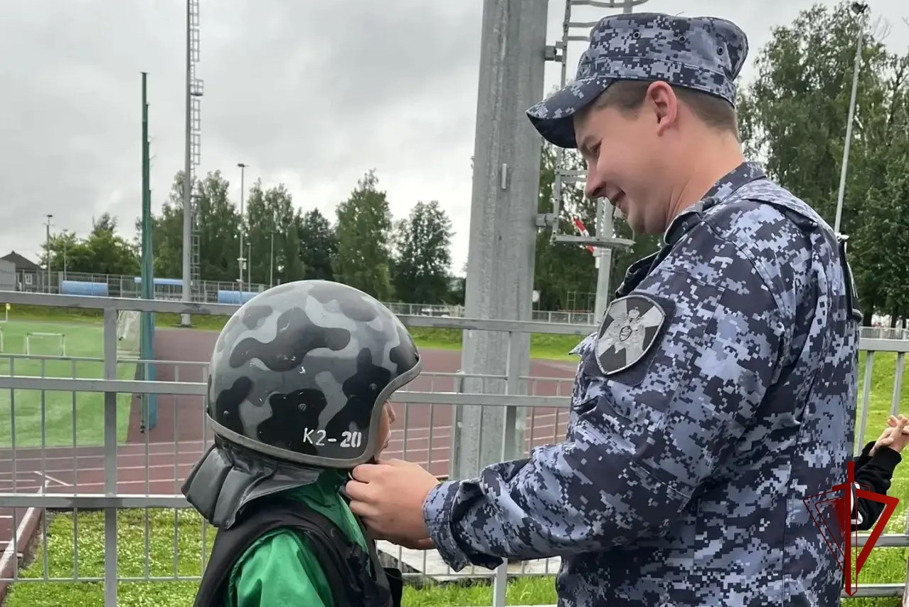 В Пермском крае продолжается акция «Каникулы с Росгвардией»