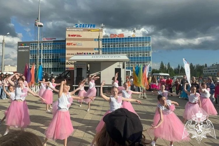 Юные артисты из Чусового отметили День защиты детей яркими выступлениями