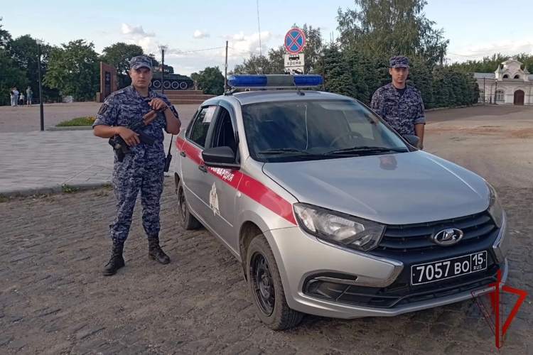 В Пермском крае сотрудники вневедомственной охраны задержали женщину, находившуюся в федеральном розыске