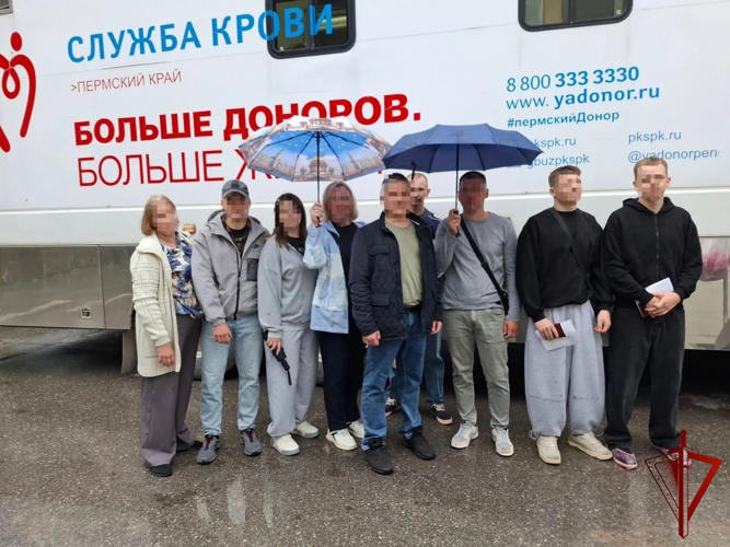 Сотрудники ОМОН «Парма» Управления Росгвардии по Пермскому краю приняли участие в акции "От сердца к сердцу"