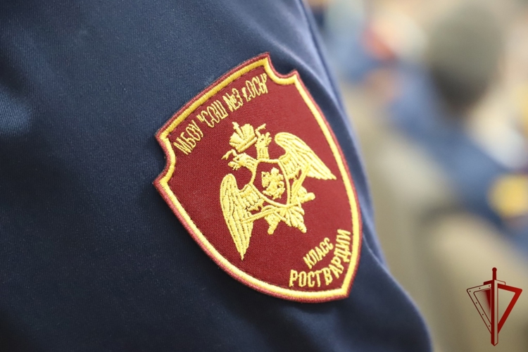 В Прикамье начальник регионального управления Росгвардии открыл профильный класс  ведомства